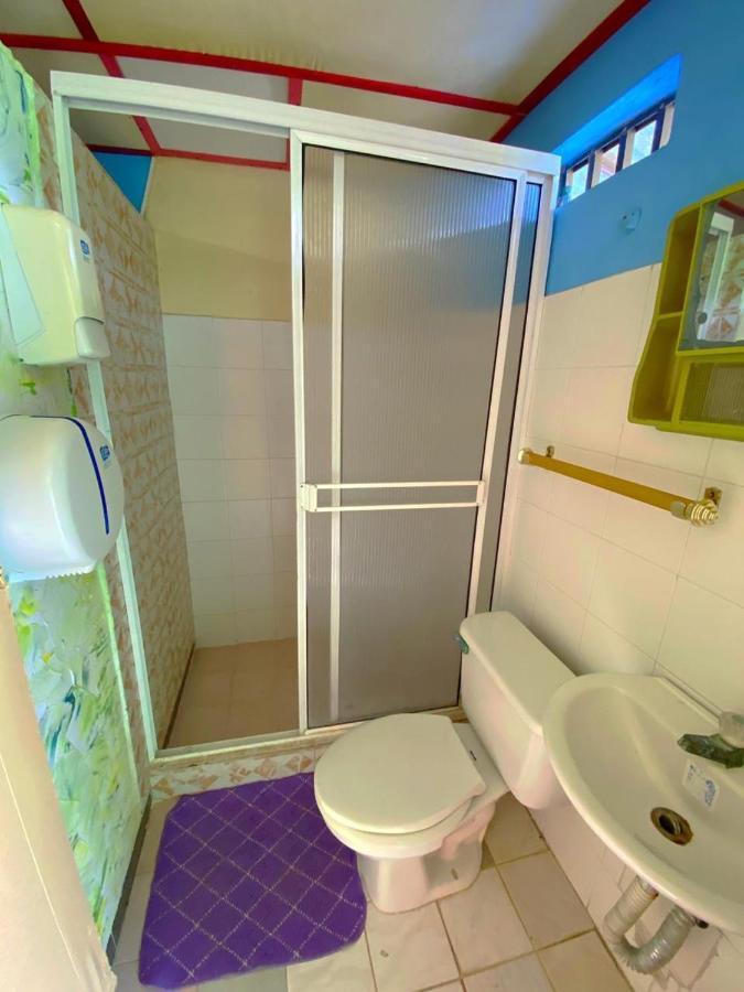Yellow Moon Guesthouse & Apartments San Andrés 外观 照片